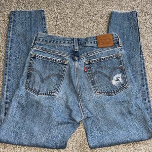 Size 25 Levi's Wedgie Jeans